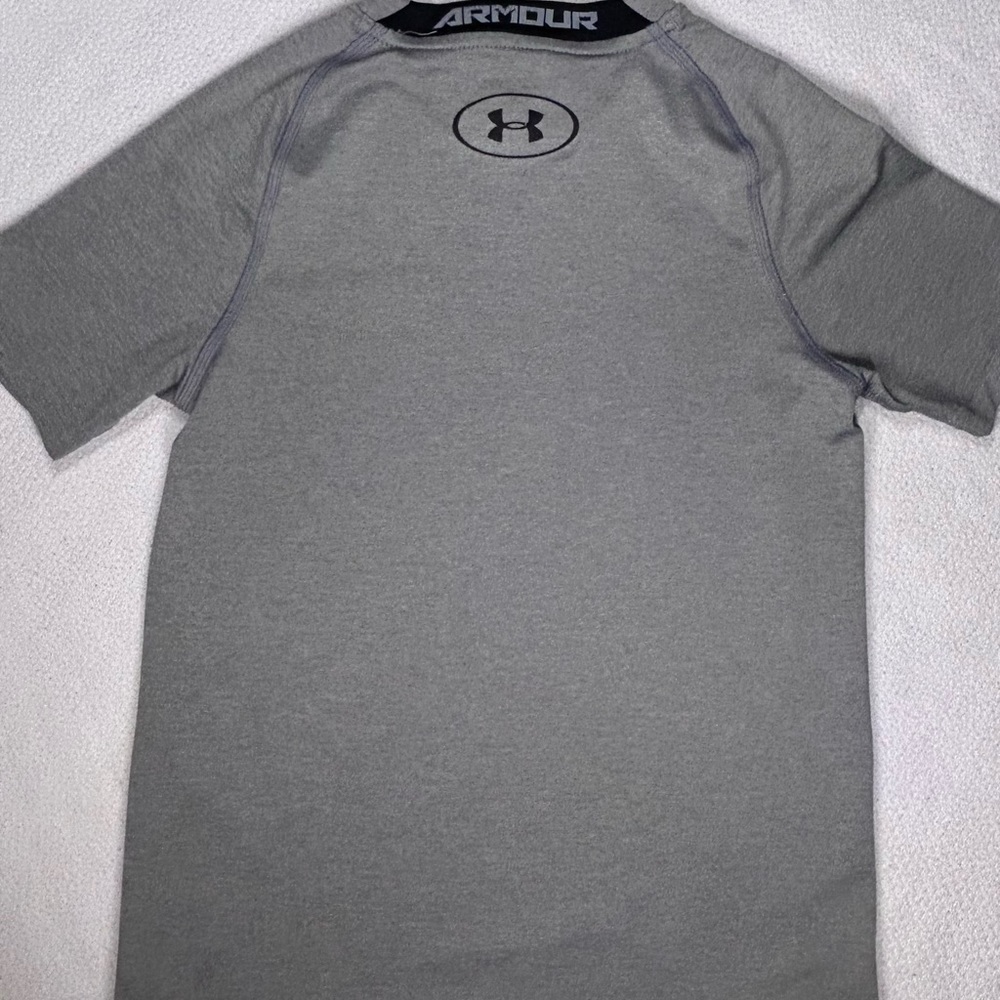 Boys Under Armour compression shirt - Picture 4 of 4